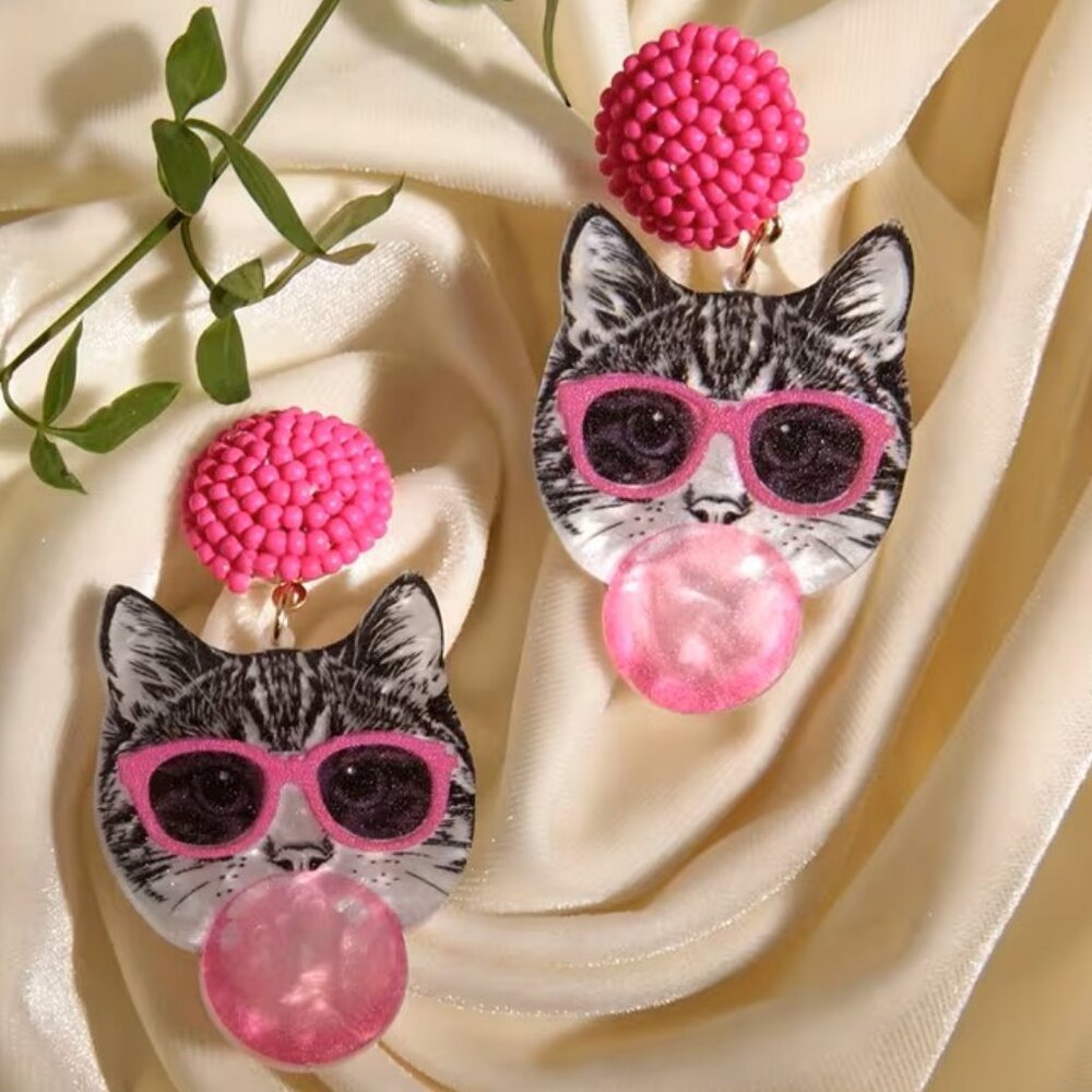 14K Gold Plated Pink Cat Bubblegum Earrings Z310